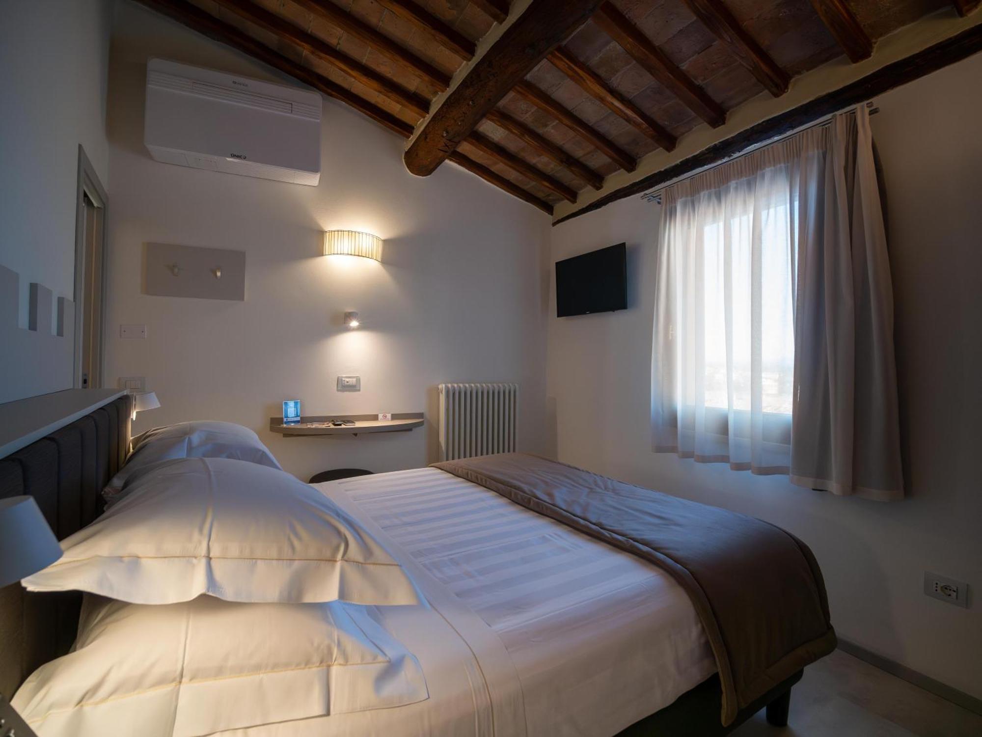 Torre Del Fuggisole Hotell Siena Eksteriør bilde