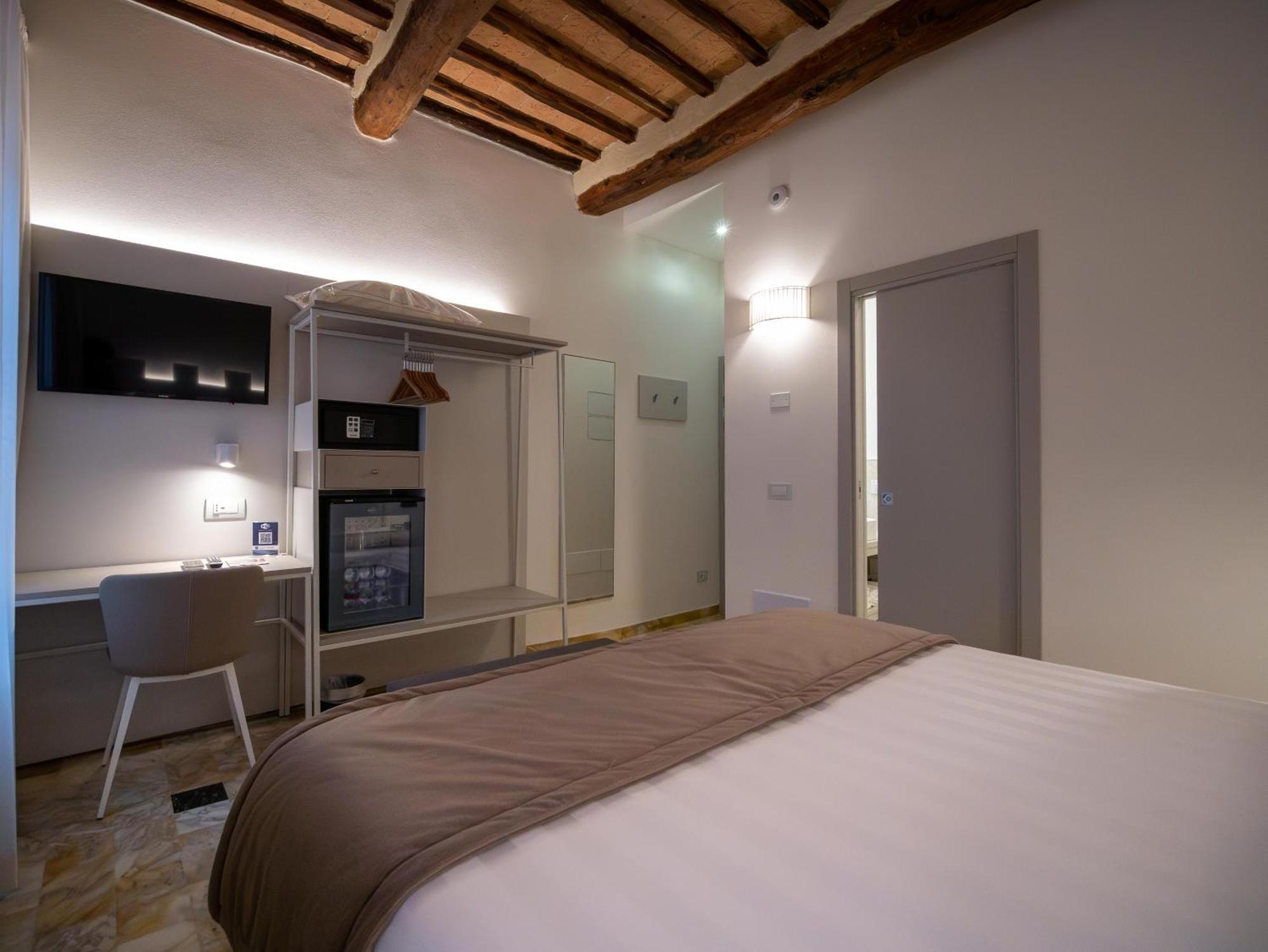 Torre Del Fuggisole Hotell Siena Eksteriør bilde