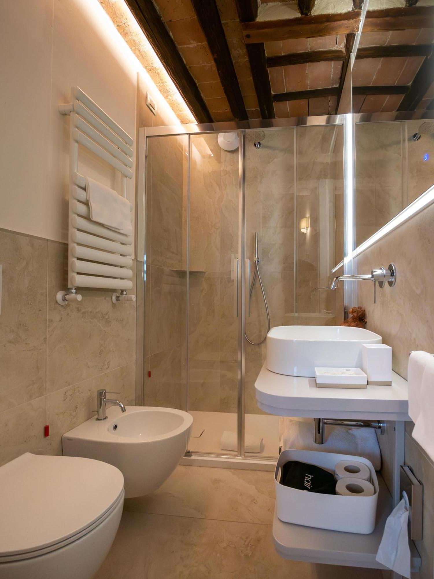 Torre Del Fuggisole Hotell Siena Eksteriør bilde