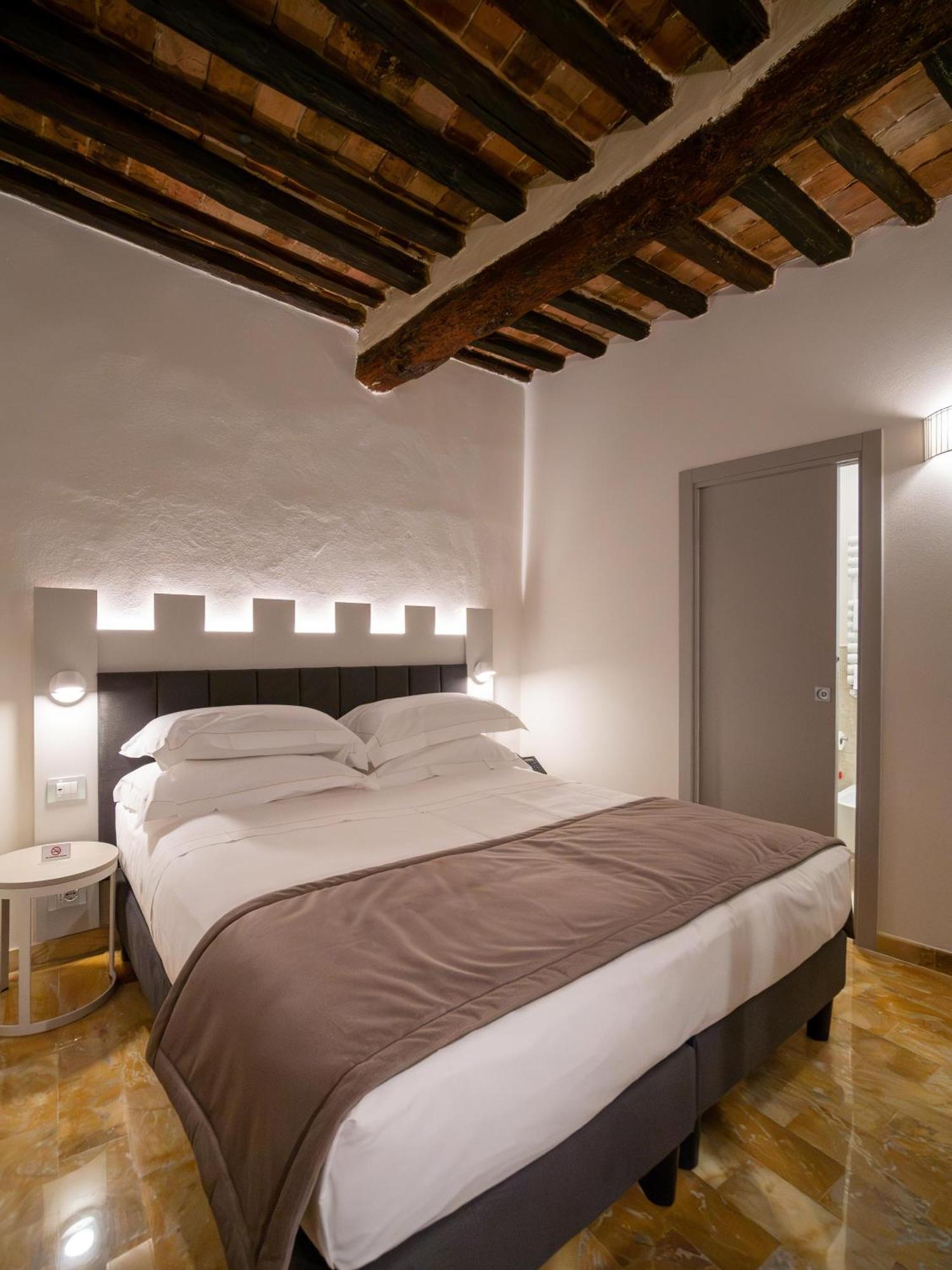 Torre Del Fuggisole Hotell Siena Eksteriør bilde