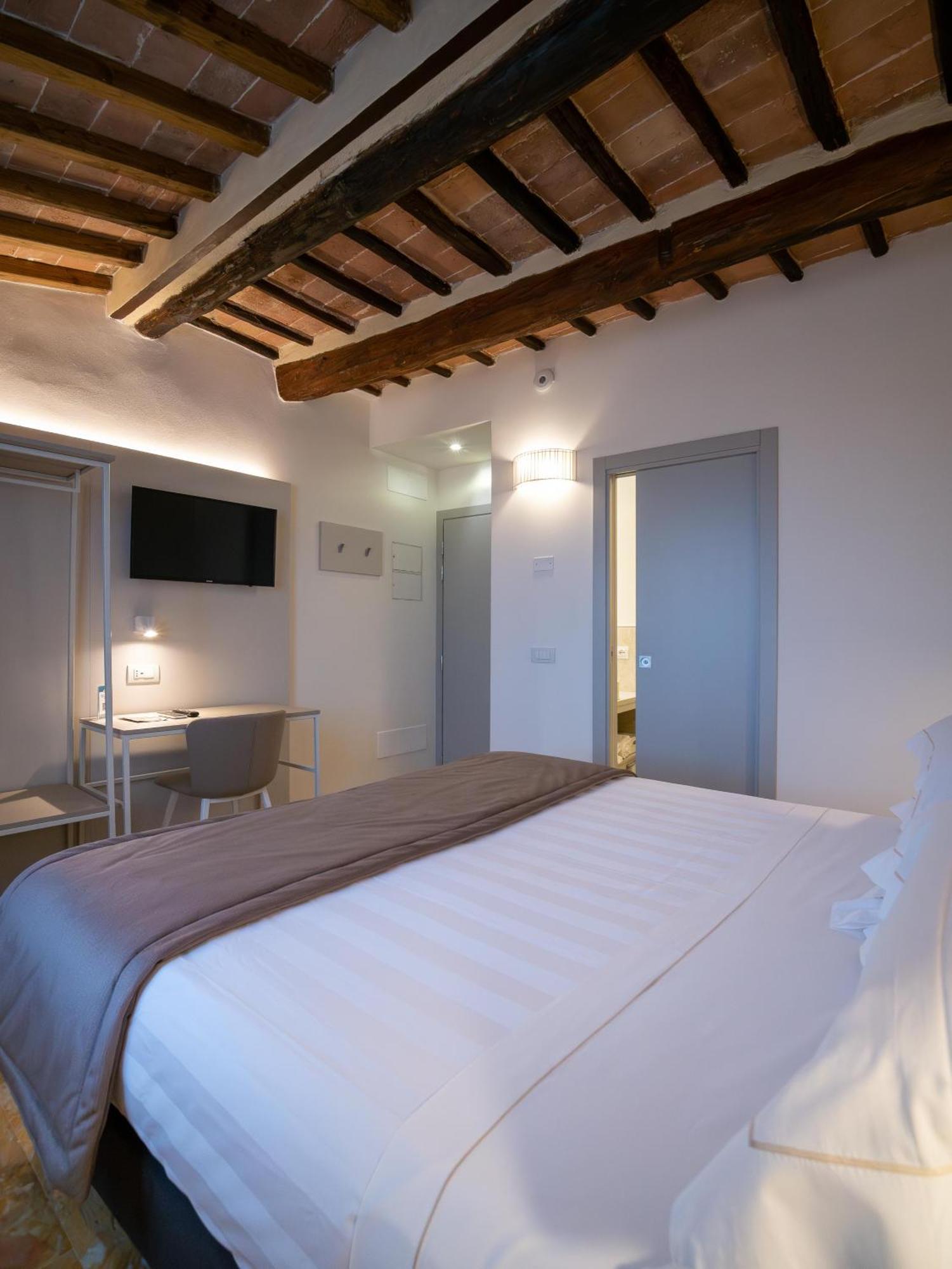 Torre Del Fuggisole Hotell Siena Eksteriør bilde